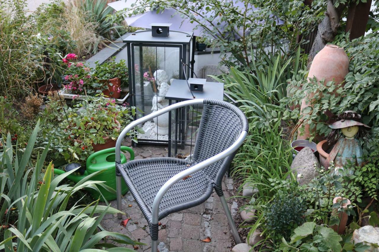 Weingarten  Soutterain - Wohnung Mit Senkgarten מראה חיצוני תמונה